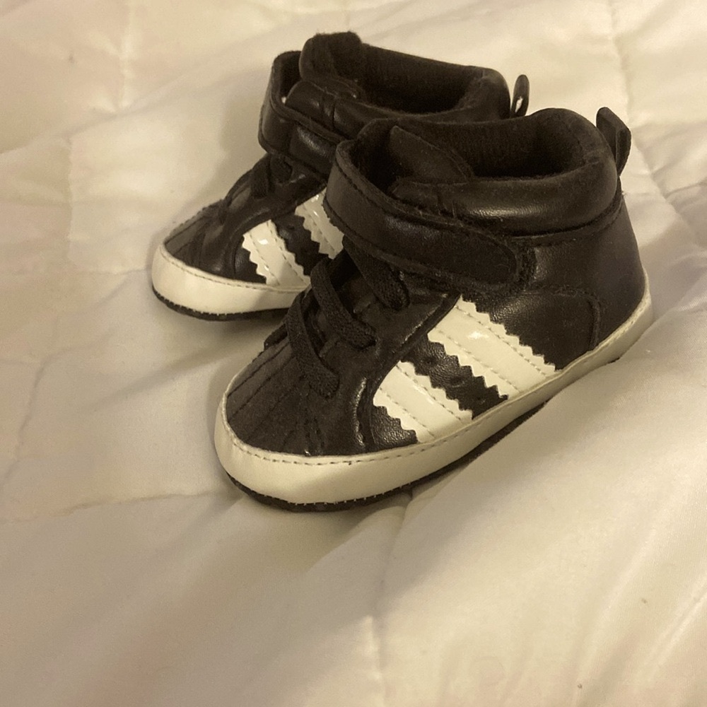 Baby shoes